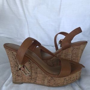 tan wedges